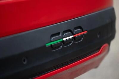 Fiat 600: meglio prevenire che curare, sparisce il tricolore perch&eacute; &egrave; fatta in Polonia