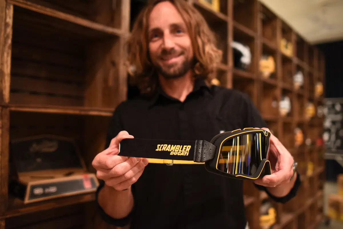 Scrambler: tutto l'abbigliamento e gli accessori (2)