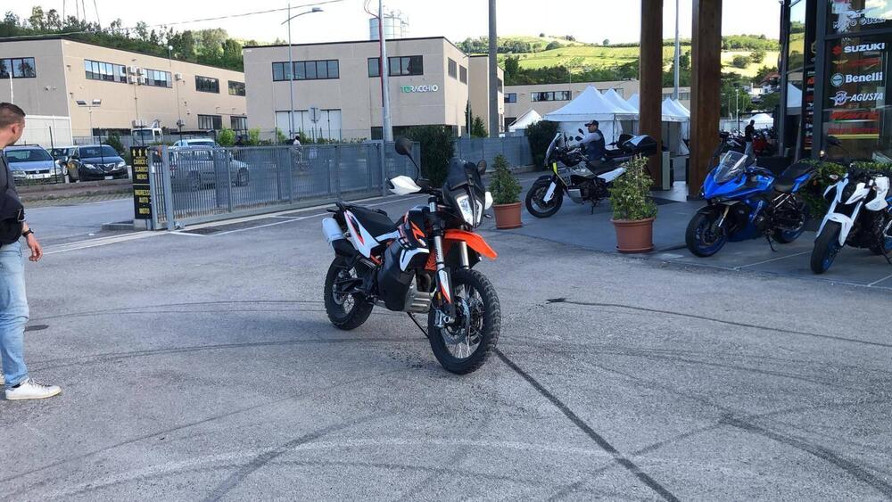 KTM 890 Adventure R (2022) (3)