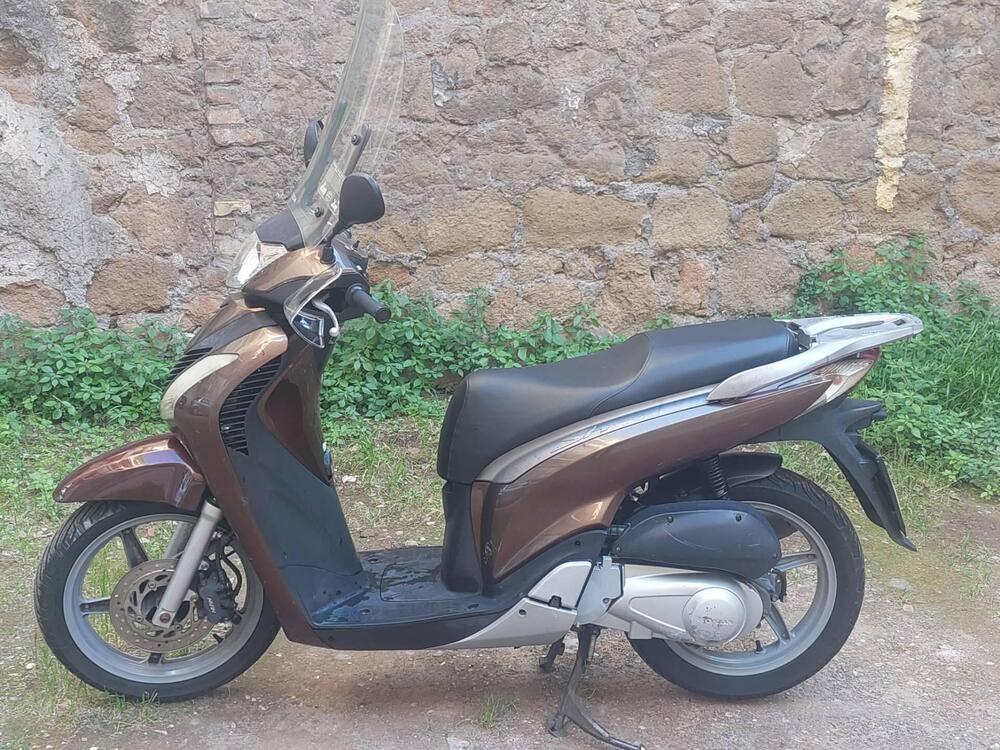 Honda SH 150 i (2009 - 12) (5)