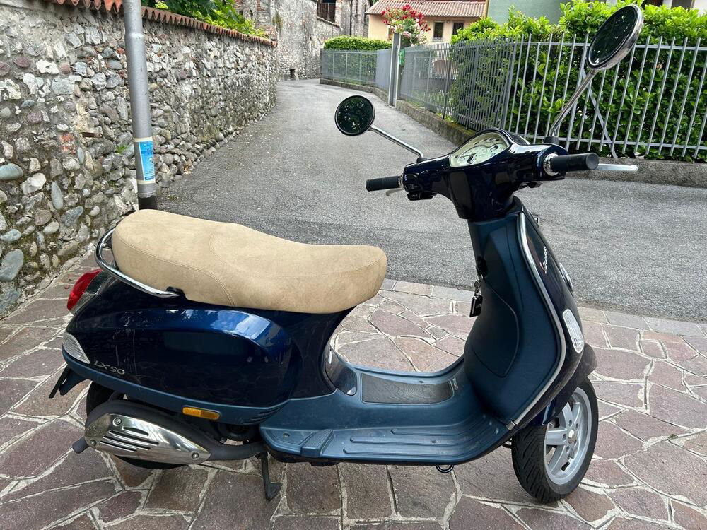 Vespa LX 50 2T (2009 - 14) (2)