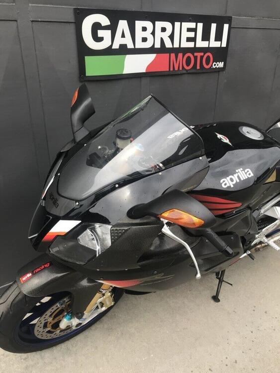 Aprilia RSV 1000 R Factory (2004 - 05) (2)