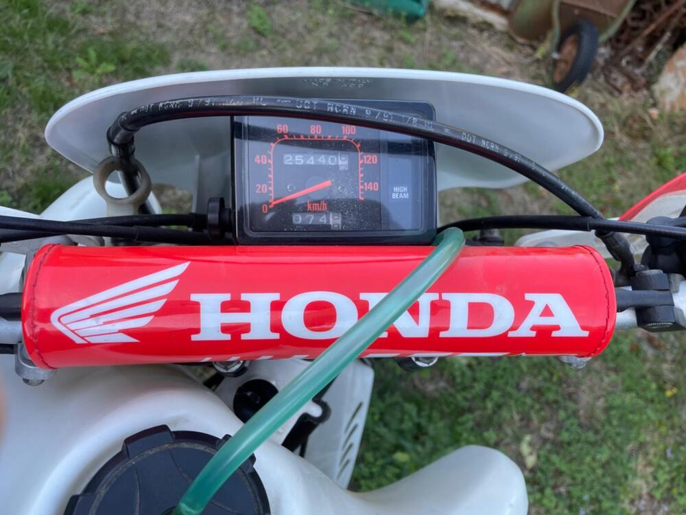 Honda XR 600 r dall’ara (4)