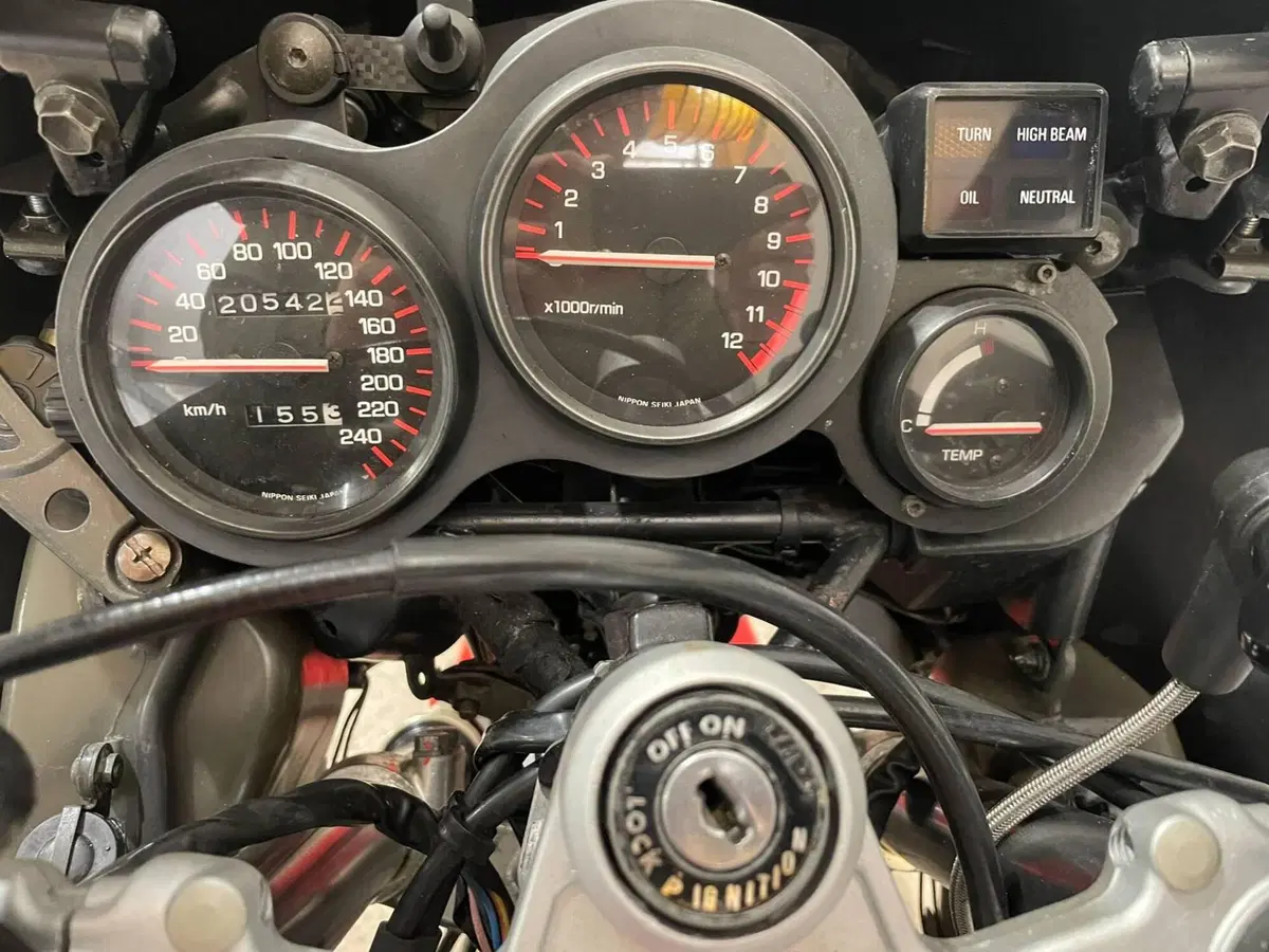 Yamaha RD500 (11)