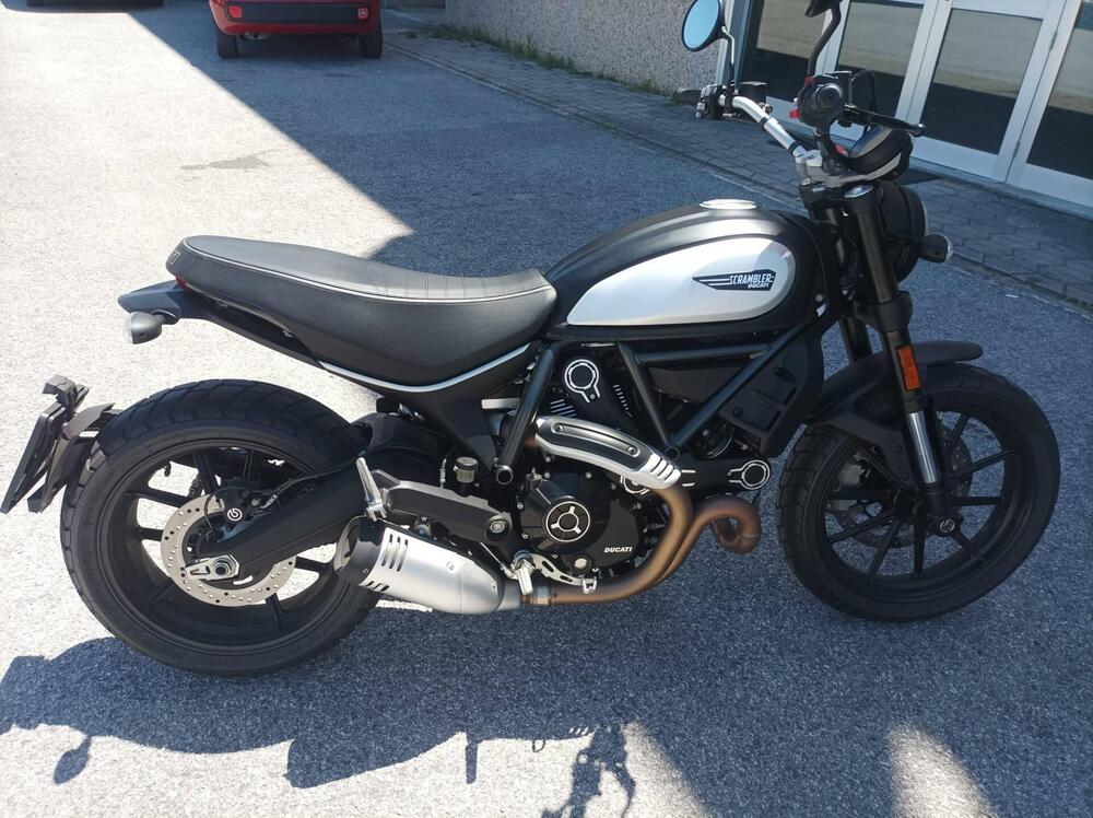 Ducati Scrambler 800 Icon Dark (2021 - 22) (4)