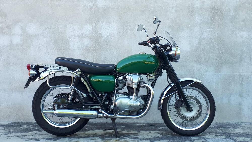 Kawasaki W 650 (1999 - 00) (3)