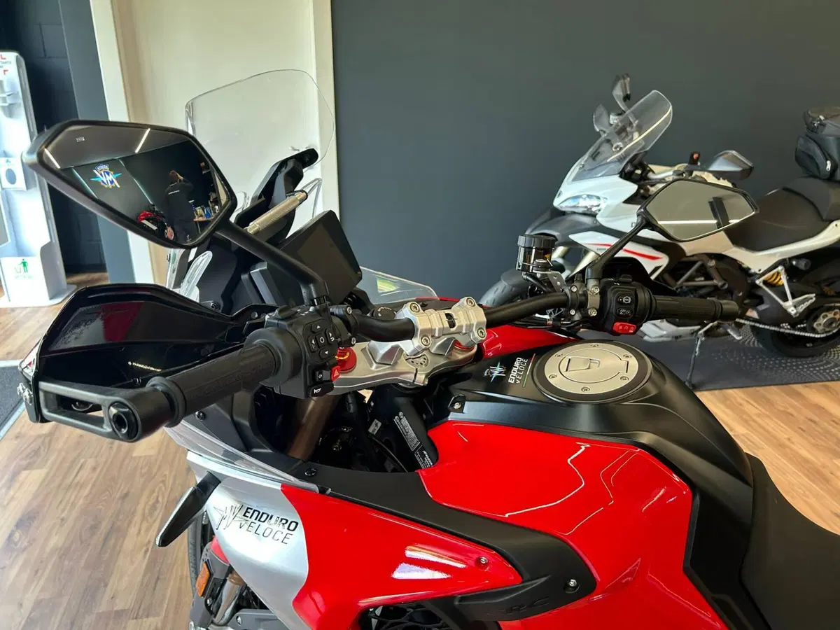 MV Agusta LXP Enduro Veloce (2024 - 25) (14)