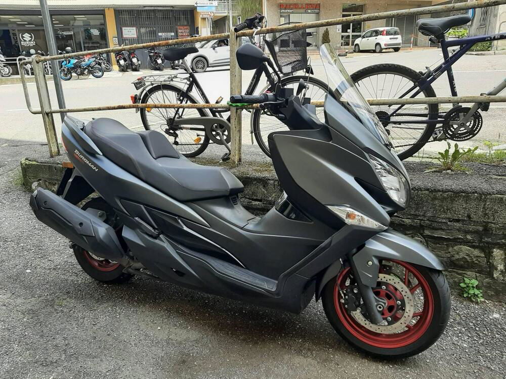 Suzuki Burgman AN 400 (2017 - 20) (2)