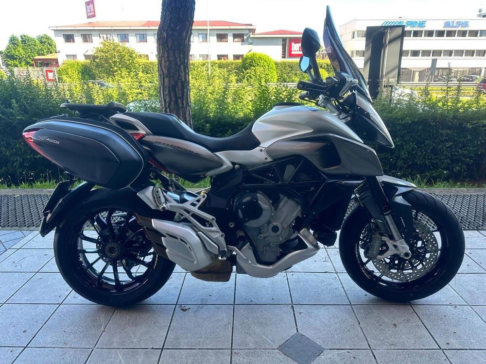 MV Agusta Stradale 800 EAS ABS (2015 - 17) (2)