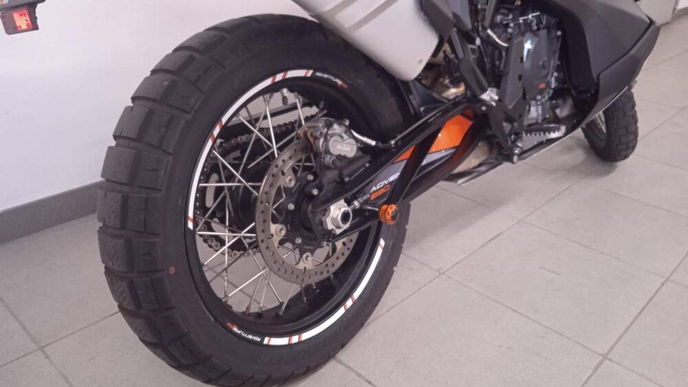 KTM 890 Adventure (2023 - 24) (4)