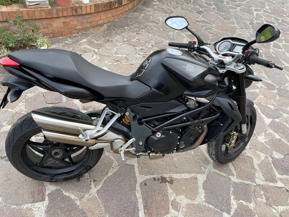 MV Agusta Brutale 920 (2011 - 12) (4)