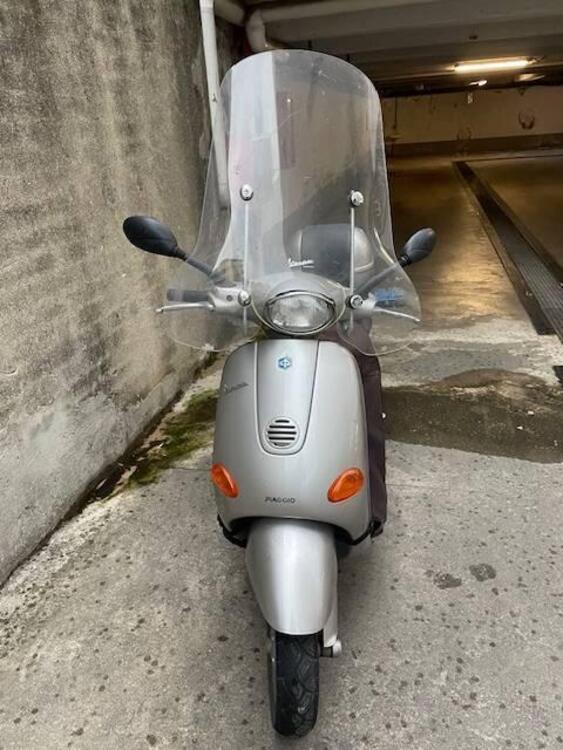 Piaggio Vespa 50 ET3 (2)