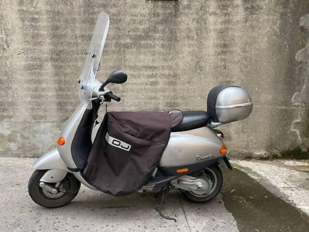 Piaggio Vespa 50 ET3 (5)