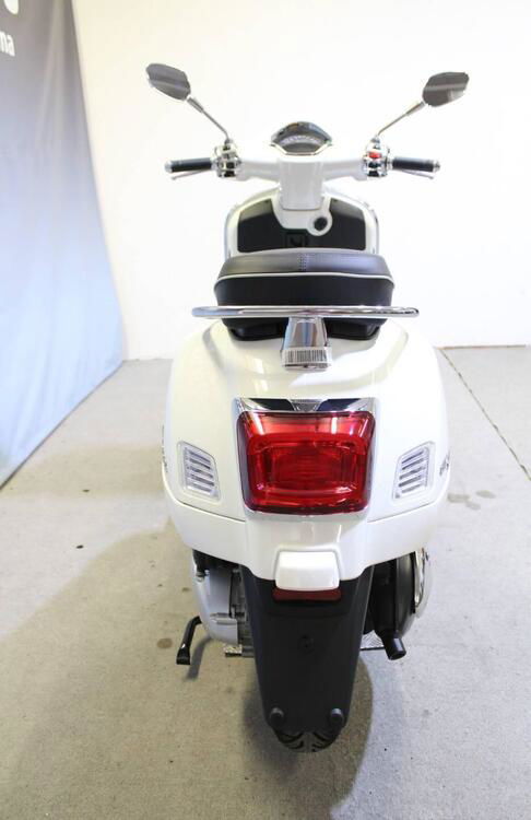 Vespa GTS 300 Super (2023 - 24) (5)