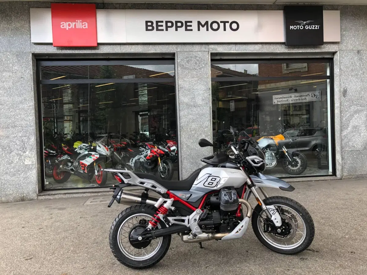 Moto Guzzi V85 TT (2024 - 26)