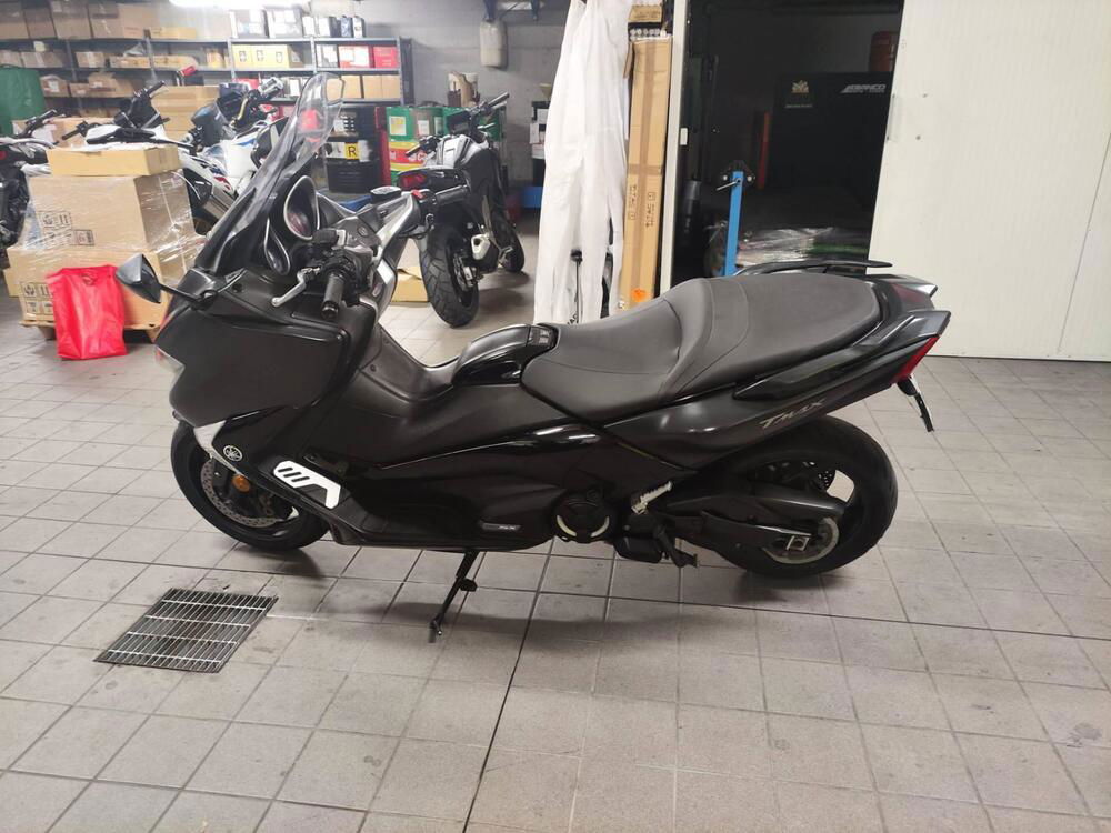 Yamaha T-Max 530 SX (2017 - 19) (2)