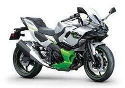 Kawasaki Ninja 7 Hybrid (2024) nuova