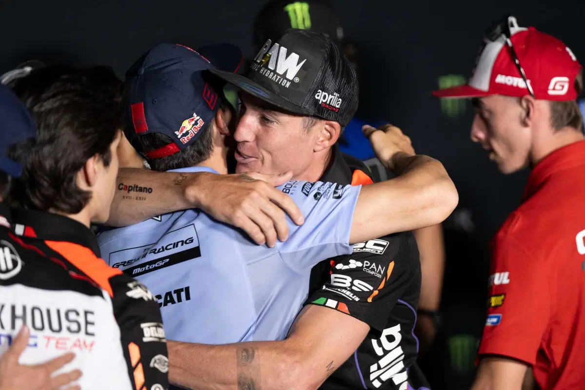 L'emozionatissimo Aleix Espargaro ha annunciato il ritiro (3)