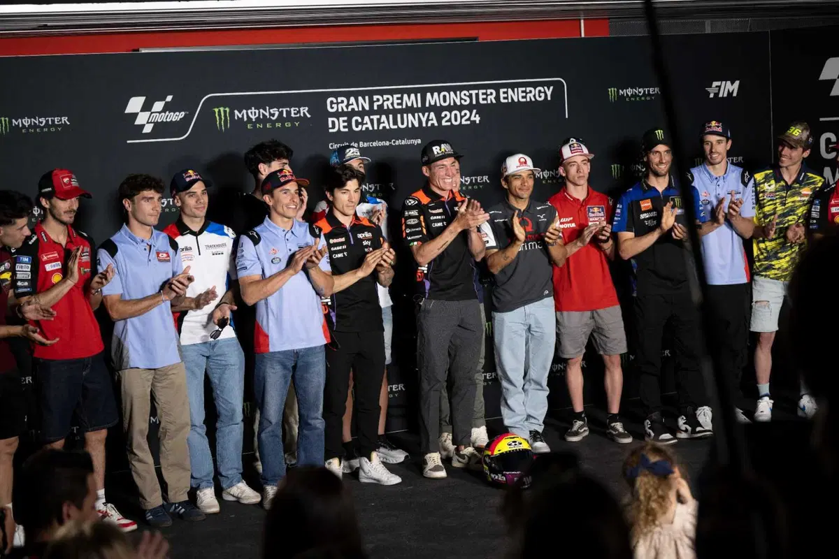 L'emozionatissimo Aleix Espargaro ha annunciato il ritiro (4)