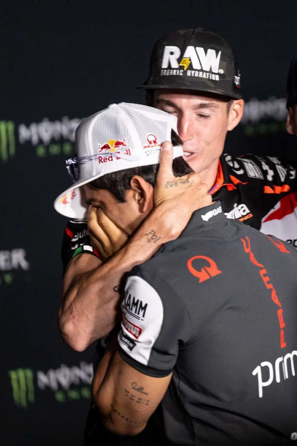 L'emozionatissimo Aleix Espargaro ha annunciato il ritiro
