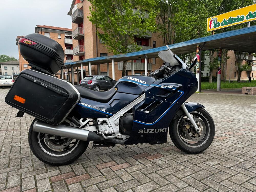 Suzuki GSX 1100 F