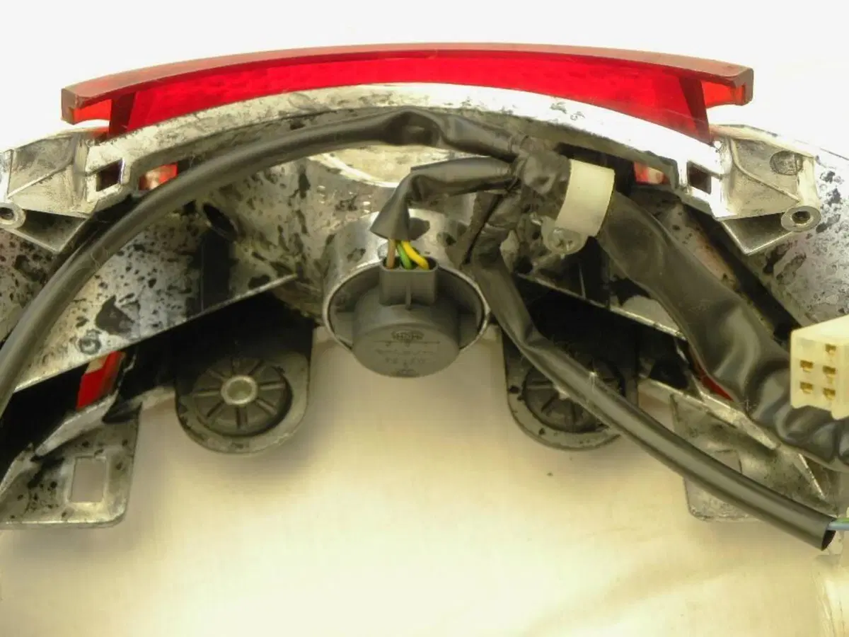 Gruppo ottico posteriore (fanale) Honda SH 300i (6)