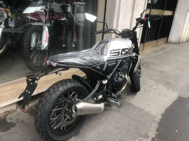 Brixton Motorcycles Crossfire 500 X (2021 - 26) (2)