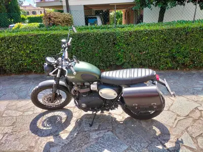 Triumph Street Scrambler 900 (2017 - 18) usata