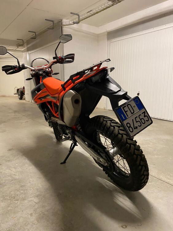 KTM 690 Enduro R (2022 - 24) (3)