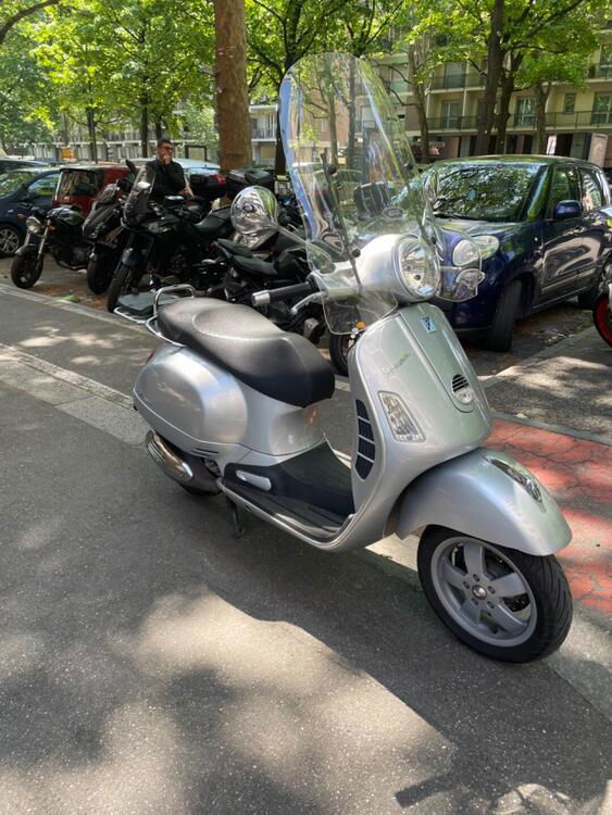 Vespa GTS 250 i.e.