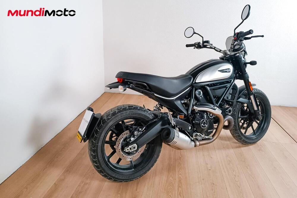 Ducati Scrambler 800 Icon Dark (2020) (3)