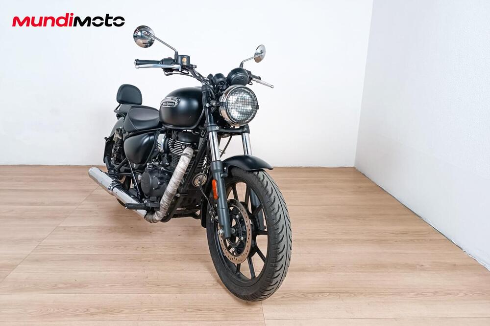 Royal Enfield Meteor 350 Aurora (2024) (2)