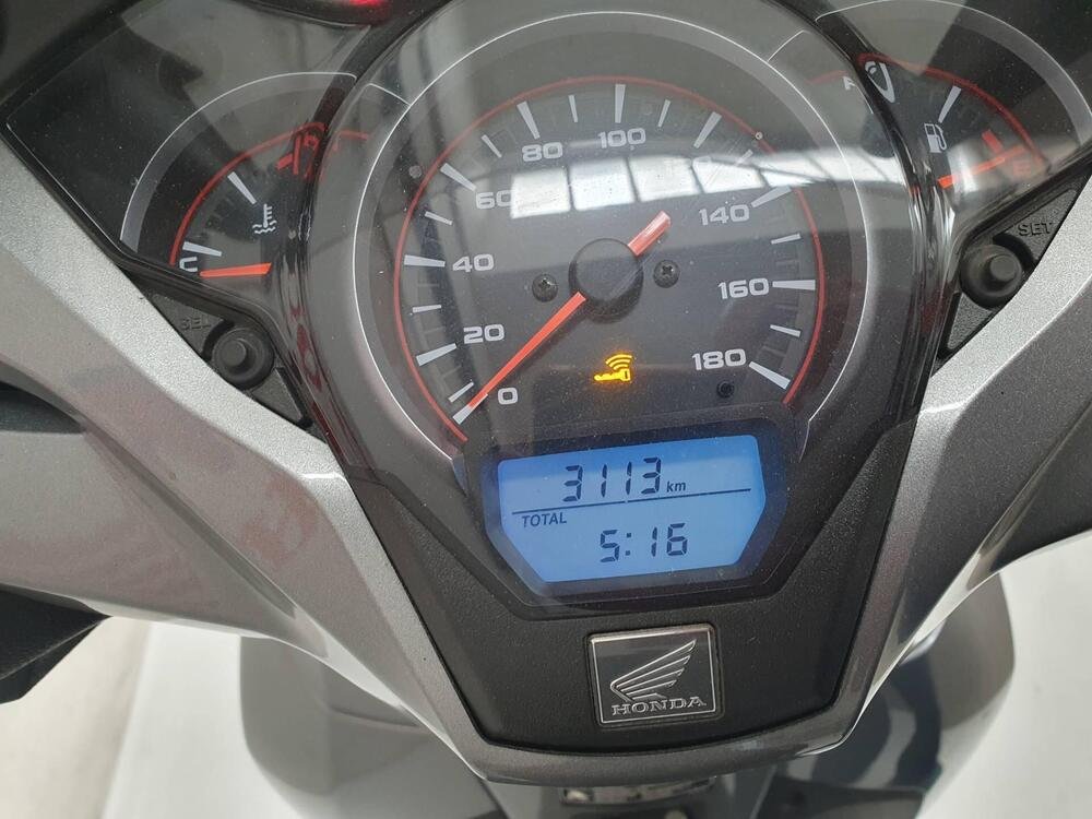 Honda SH 300 i ABS (2016 - 20) (3)