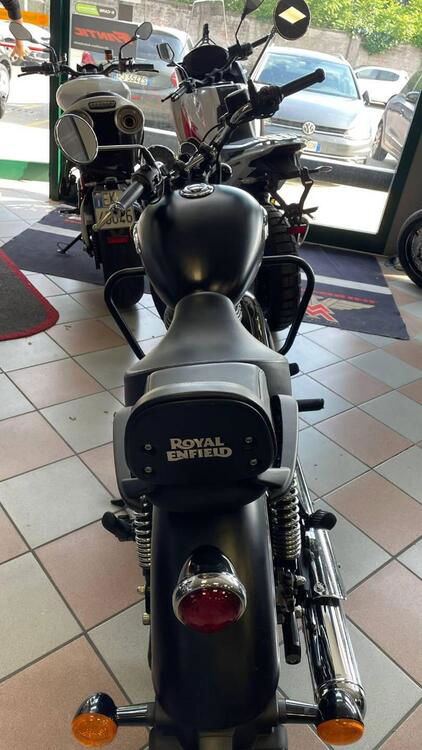 Royal Enfield Meteor 350 Stellar (2021 - 24) (3)