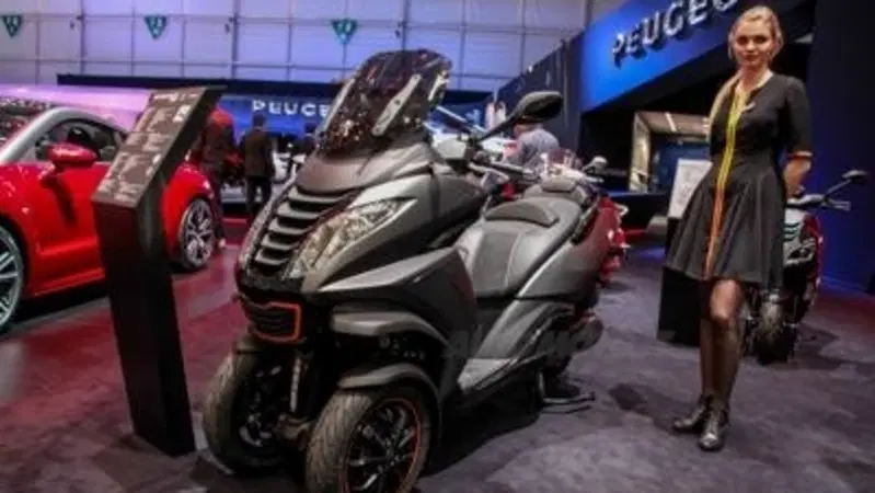 Grasselli: "Peugeot Metropolis D-Air? Dainese porta l'airbag anche sugli scooter" 