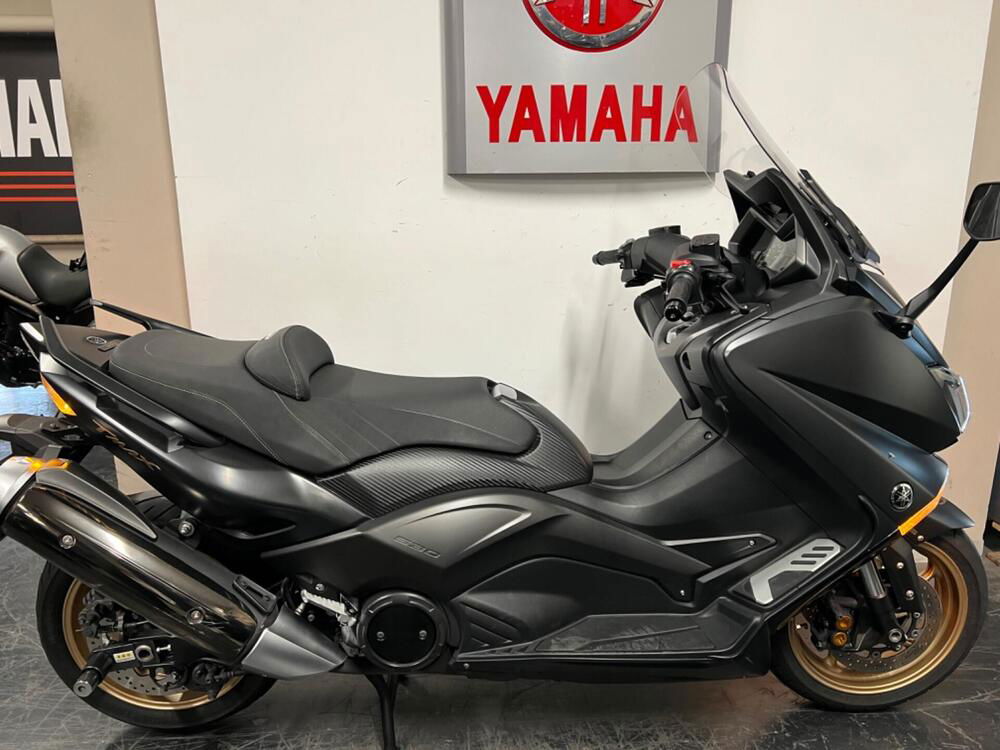 Yamaha T-Max 530 (2015 - 16)