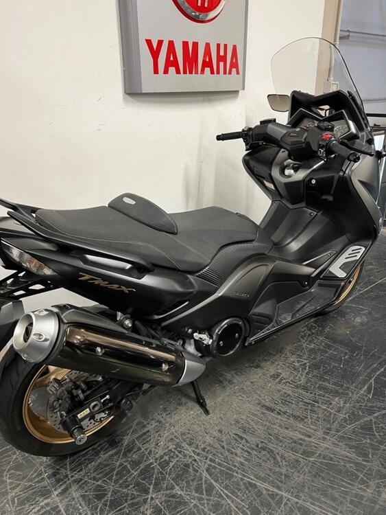 Yamaha T-Max 530 (2015 - 16) (4)