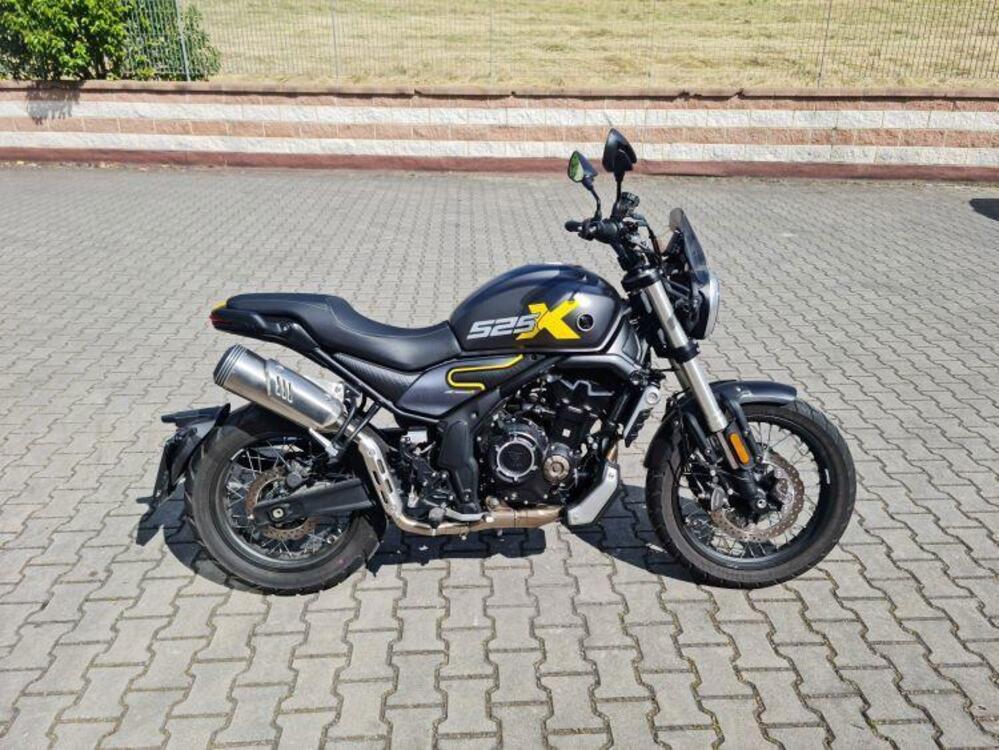 Voge Trofeo 525ACX Scrambler (2023 - 24) (3)