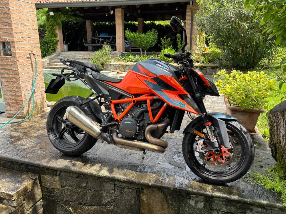 KTM 1290 Super Duke R (2020) (5)