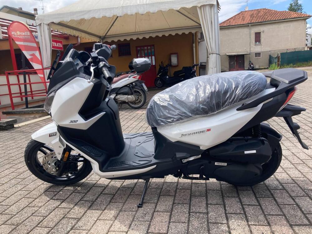 Sym Joyride 300 (2022 - 24) (5)