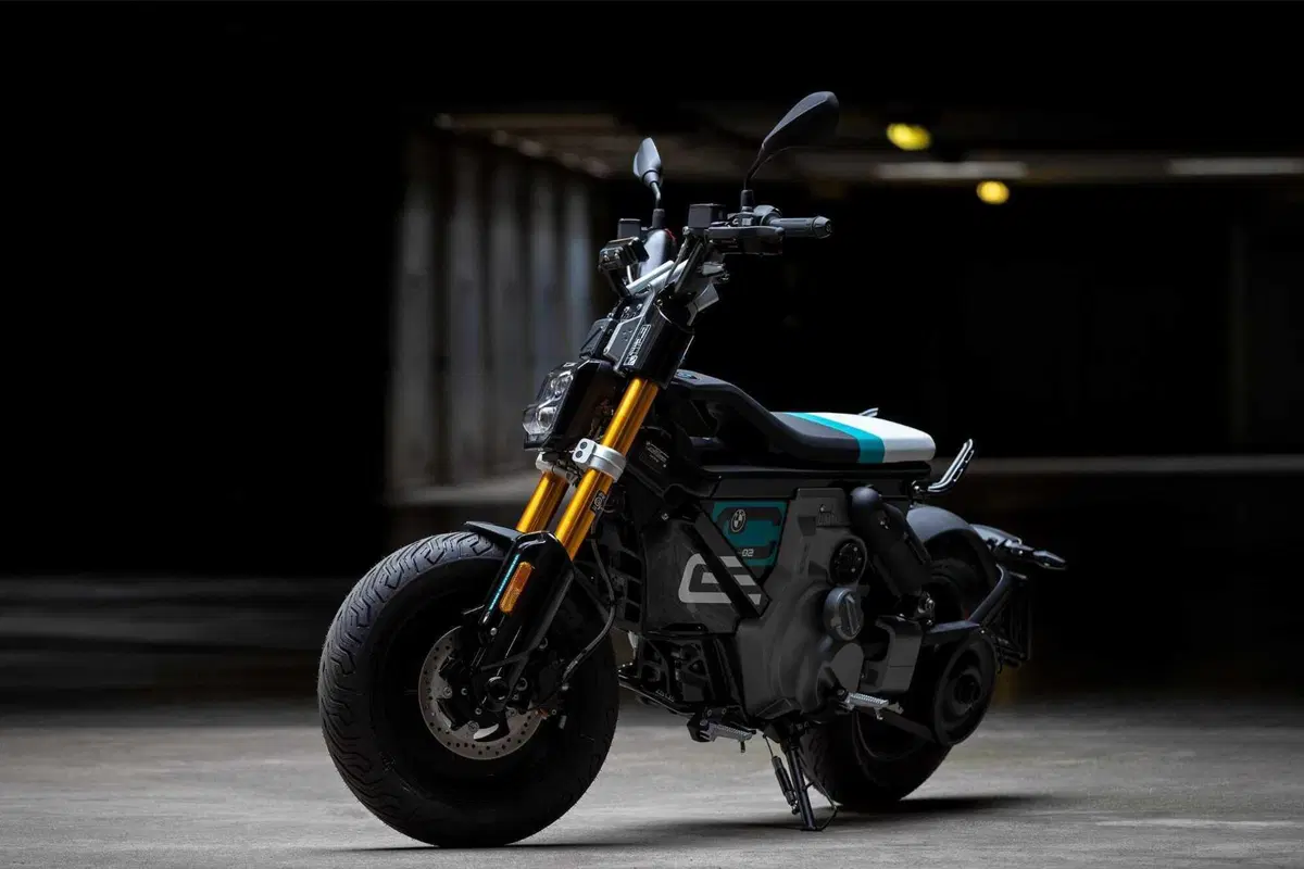 BMW CE 02: benvenuto cyber punk! Il nostro primo test (49)