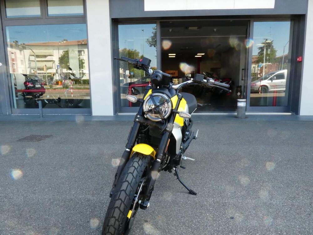 Ducati Scrambler 800 Icon (2023 - 24) (2)