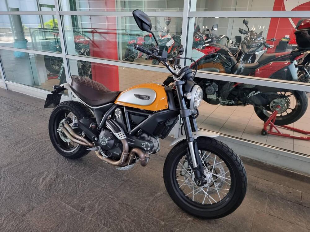 Ducati Scrambler 800 Classic (2015- 16) (2)