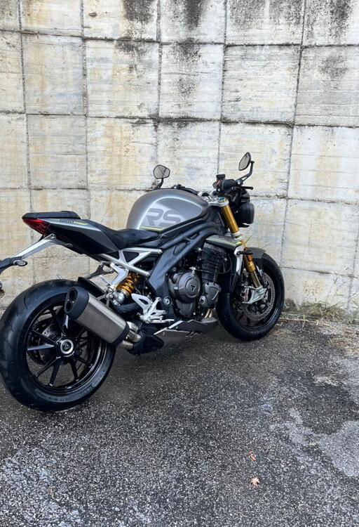 Triumph Speed Triple 1200 RS (2021 - 24) (5)