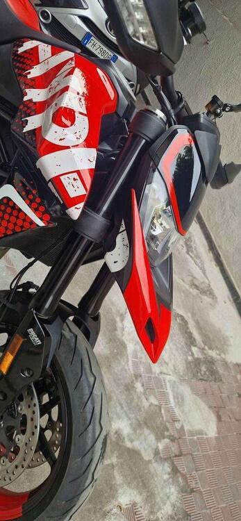 Ducati Hypermotard 950 RVE (2022 - 24) (2)