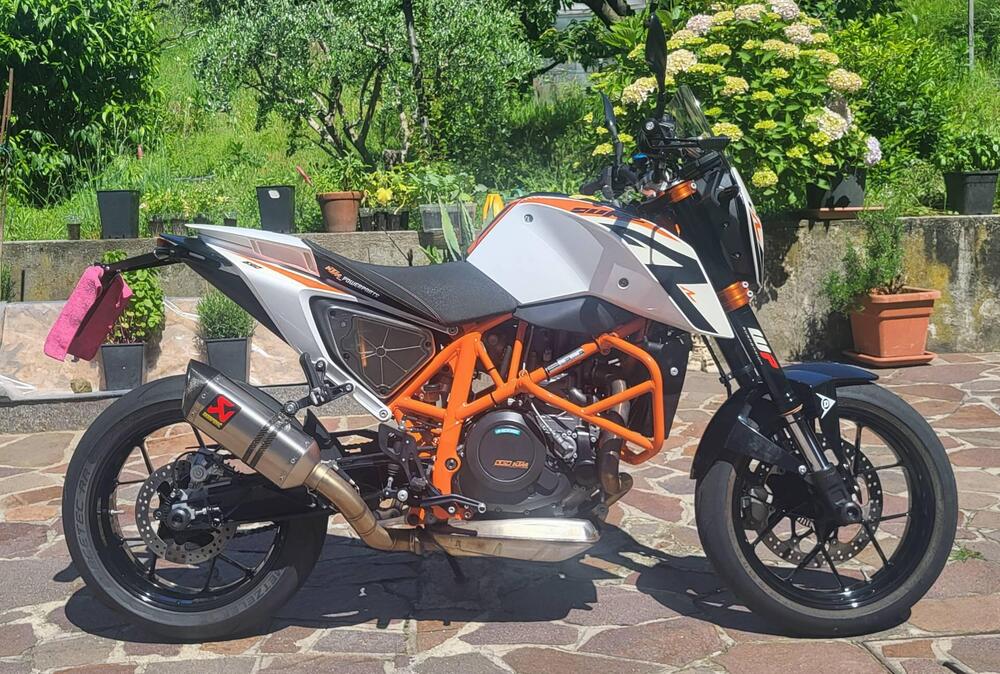 KTM 690 Duke R (2010 - 15) (4)