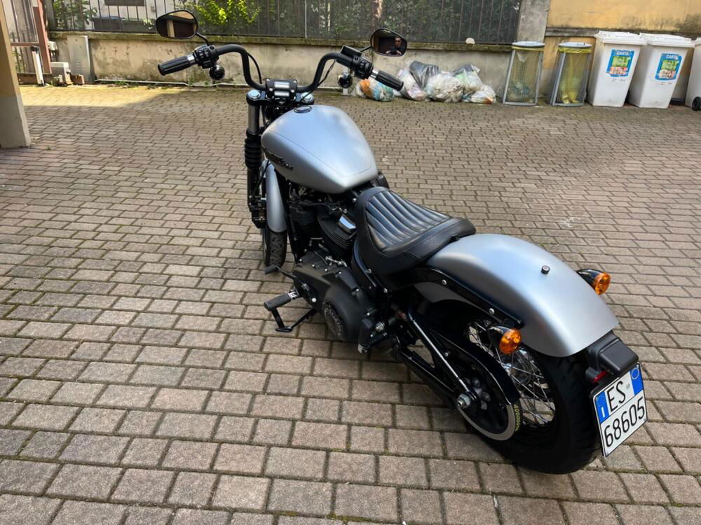 Harley-Davidson 107 Street Bob (2018 - 20) - FXBB (5)