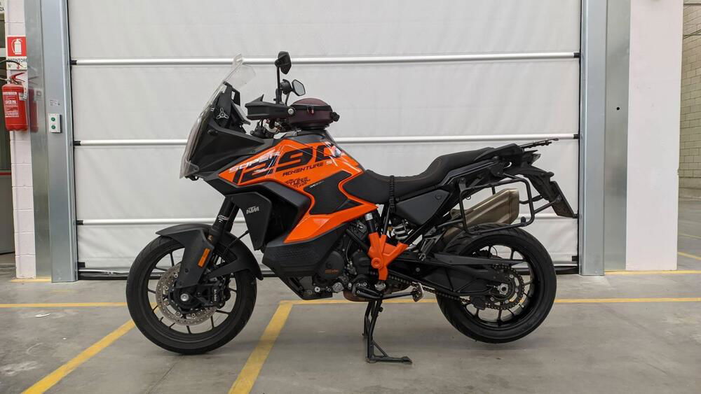 KTM 1290 Super Adventure S (2021)