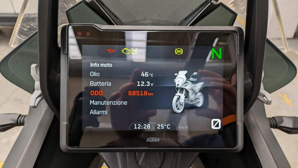 KTM 1290 Super Adventure S (2021) (5)