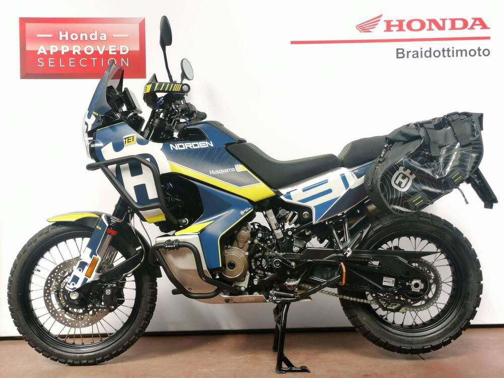 Husqvarna Norden 901 (2022 - 24)